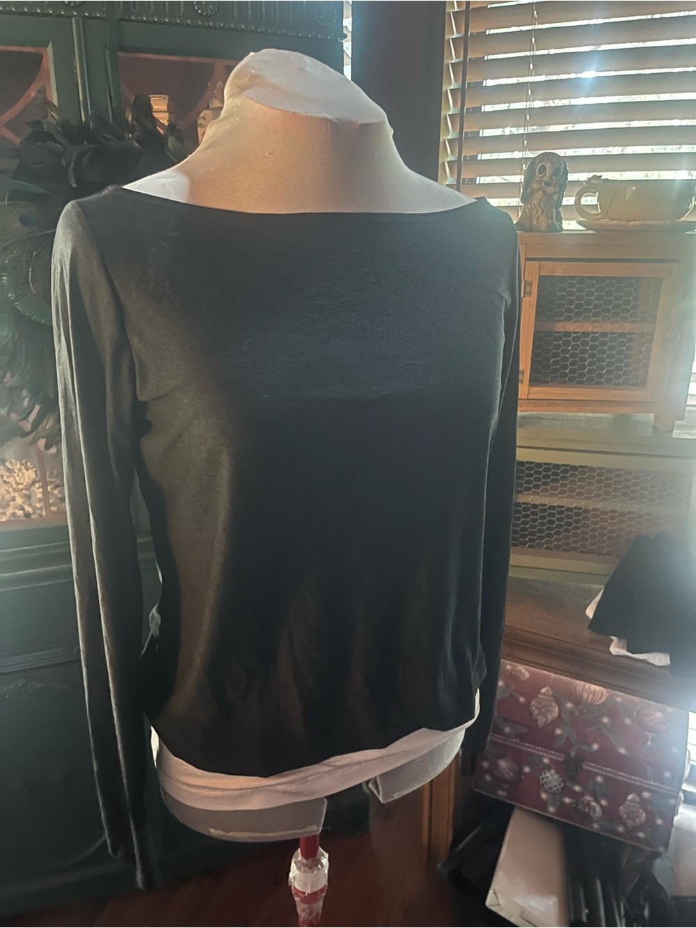 Beyond Yoga Womens XL Black Long-Sleeve Boatneck Top